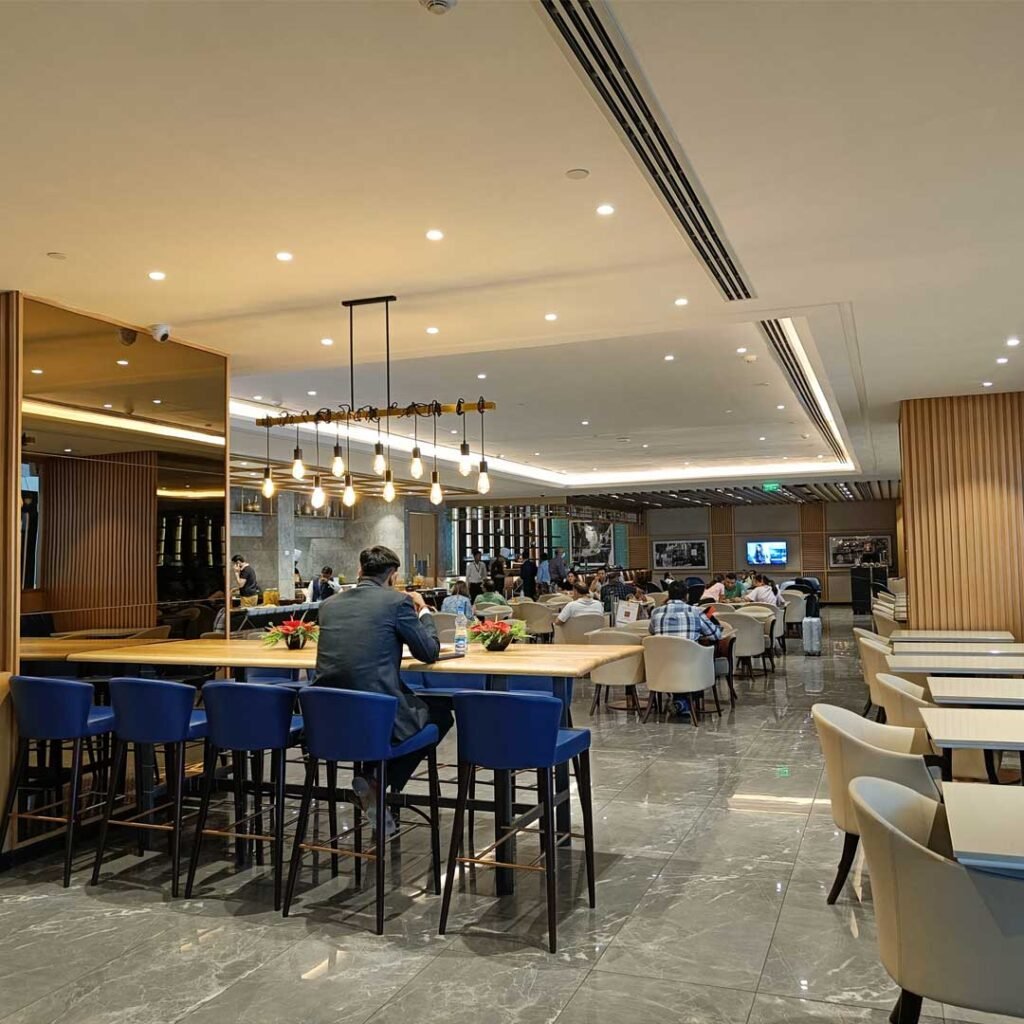 Encalm Lounge – Terminal 3 interior photo